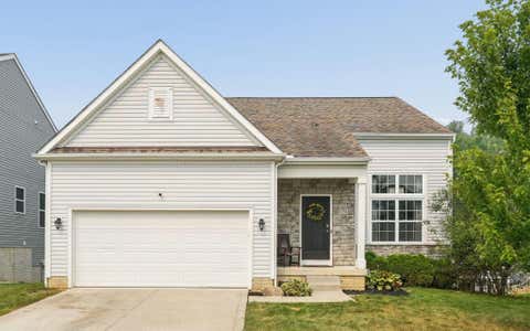 Photo of 1751 Declaration Drive W, Lancaster, OH 43130 (MLS # 226027190)