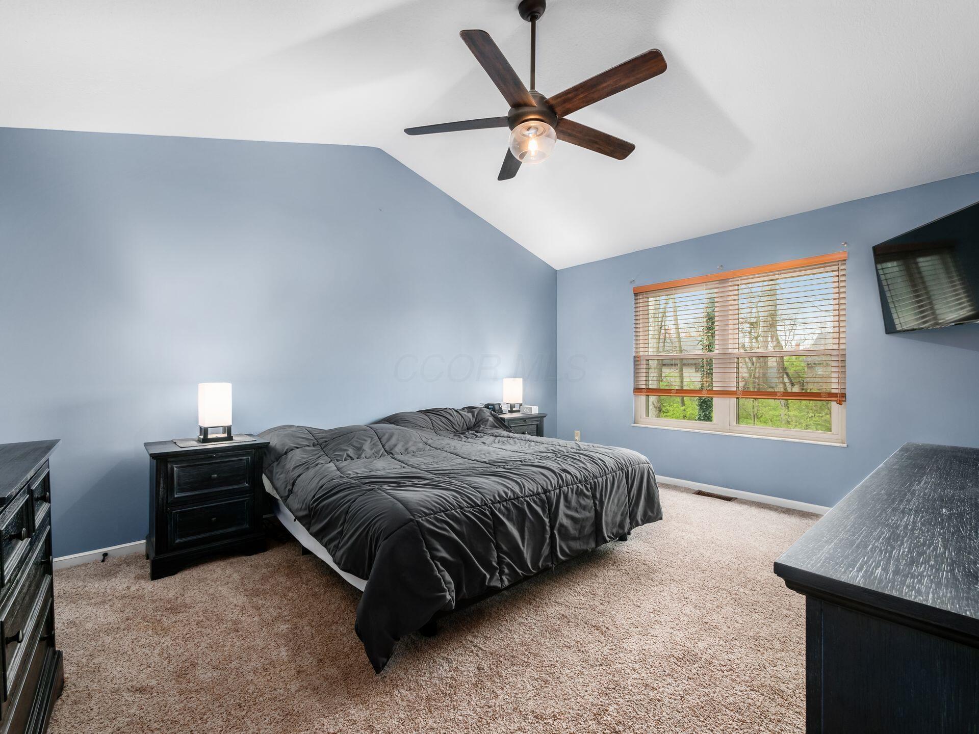 4777 Dunmann Way, Grove City, Ohio image 27