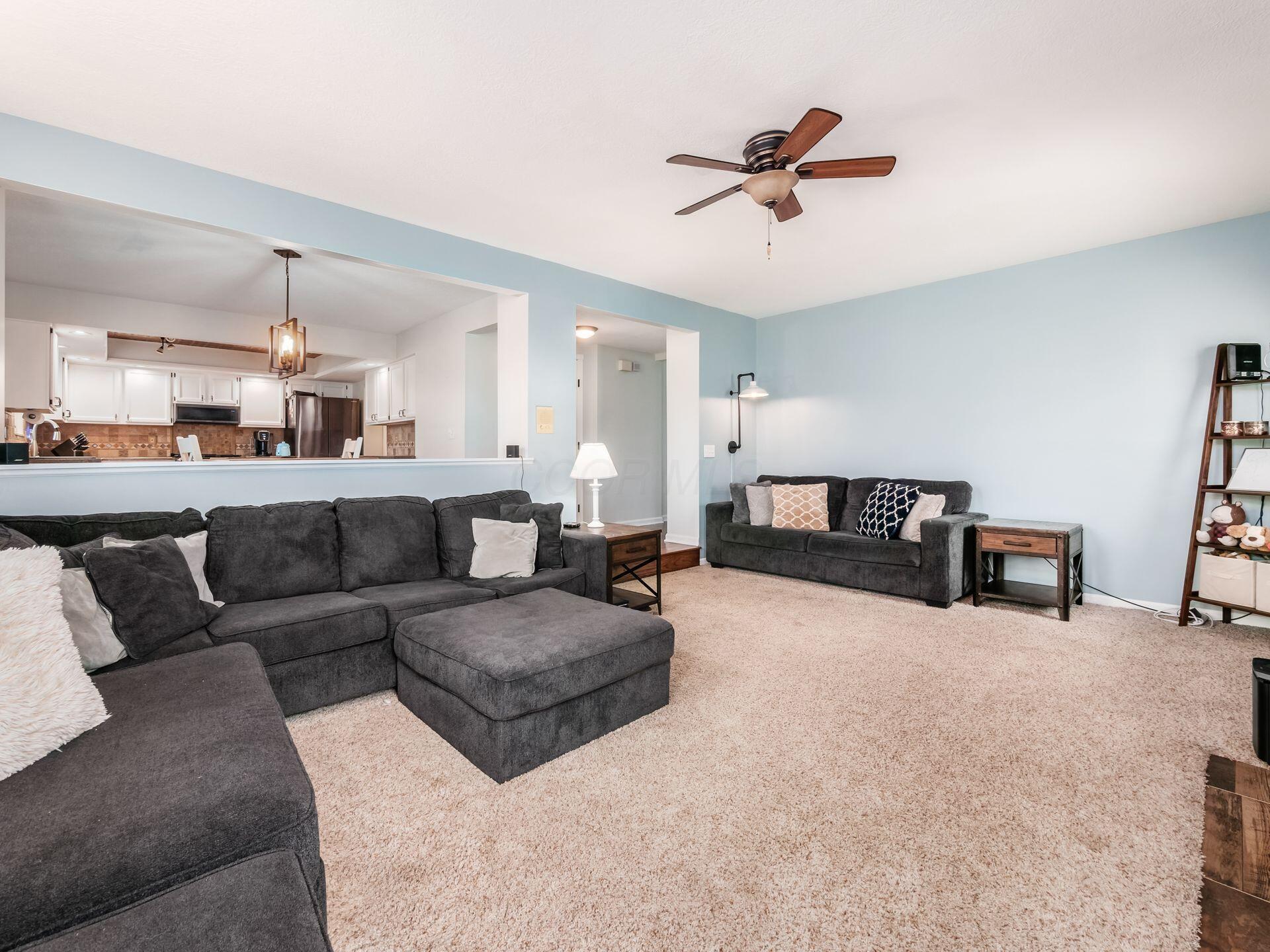4777 Dunmann Way, Grove City, Ohio image 7