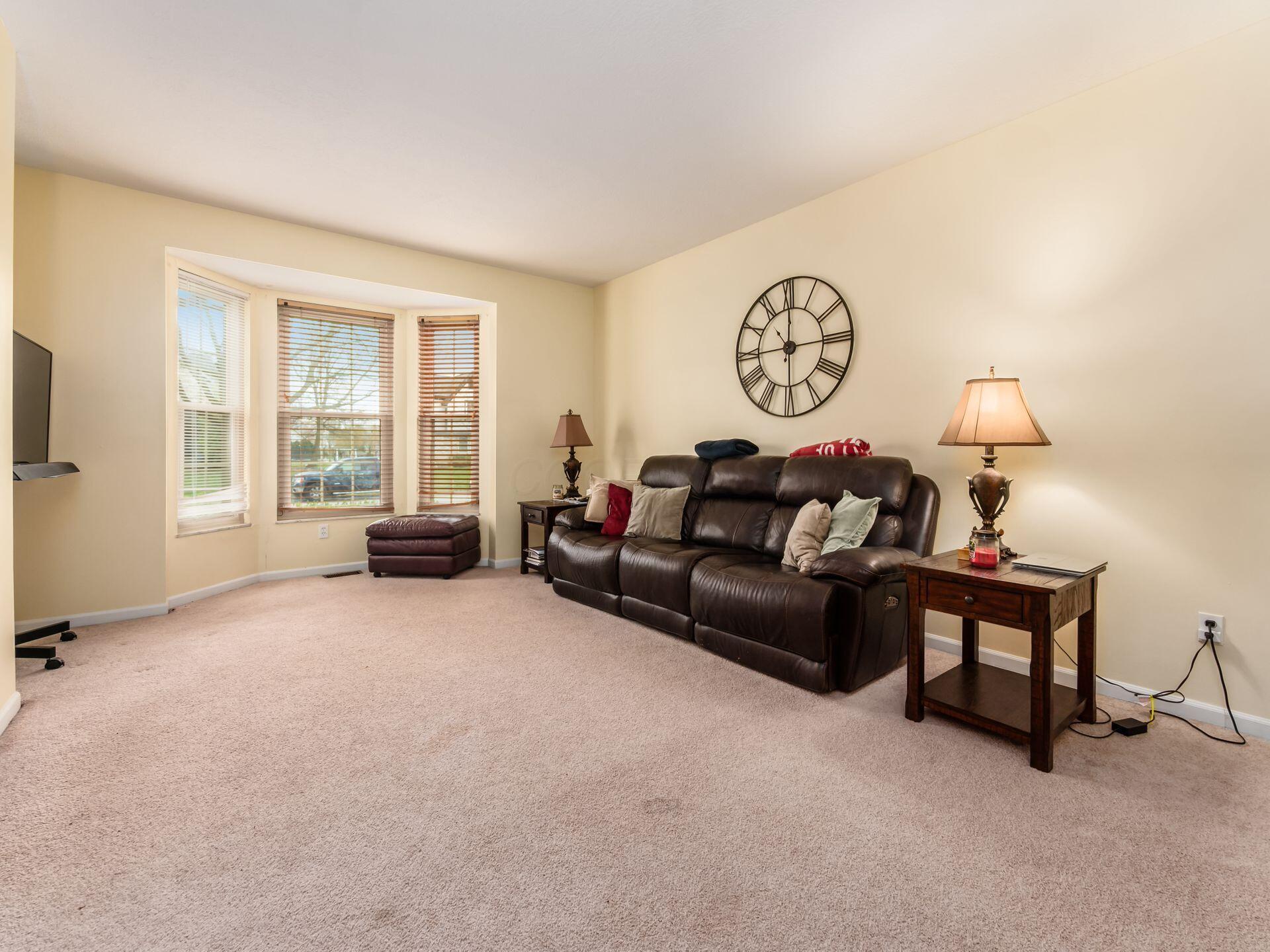 4777 Dunmann Way, Grove City, Ohio image 22