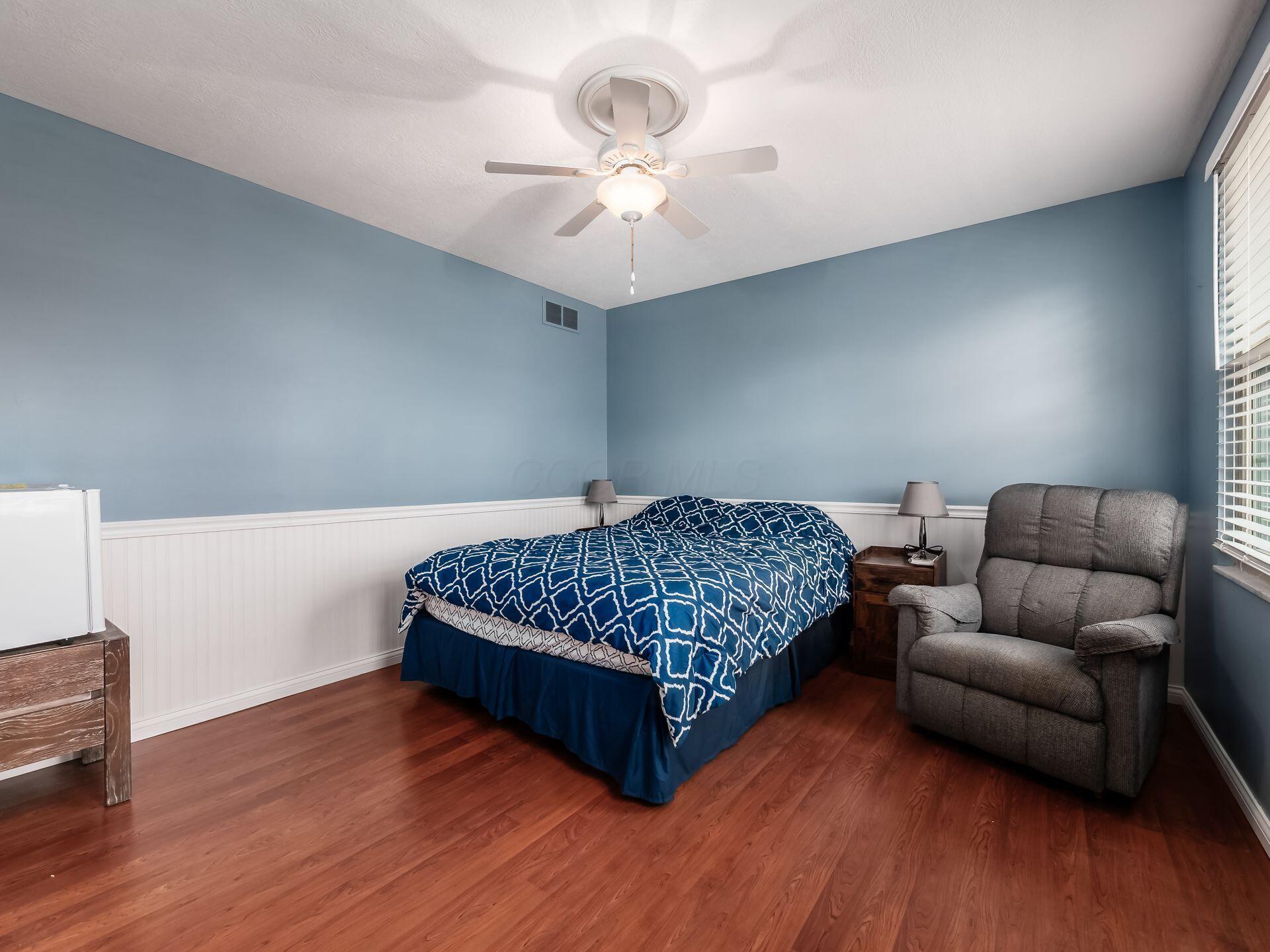 4777 Dunmann Way, Grove City, Ohio image 34