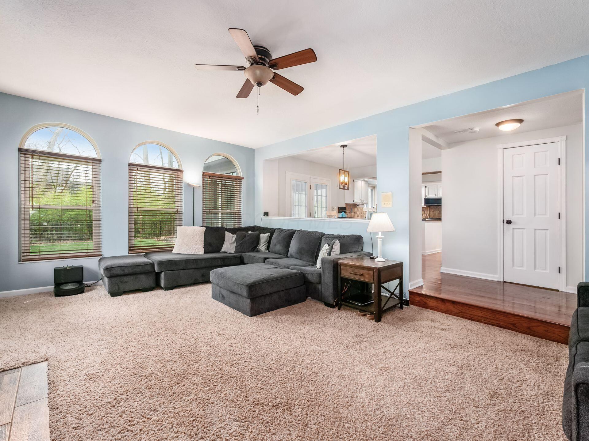 4777 Dunmann Way, Grove City, Ohio image 6