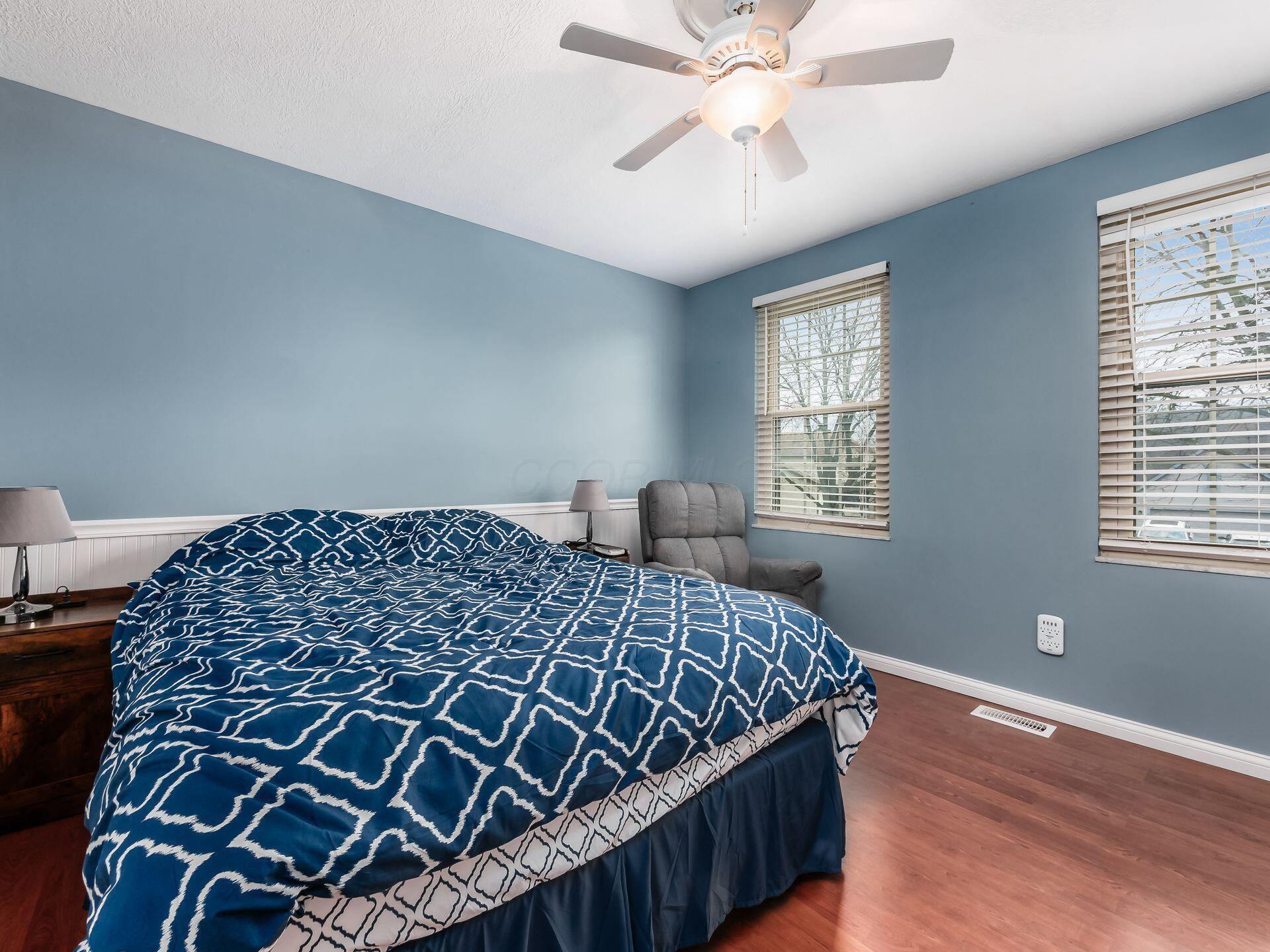 4777 Dunmann Way, Grove City, Ohio image 35