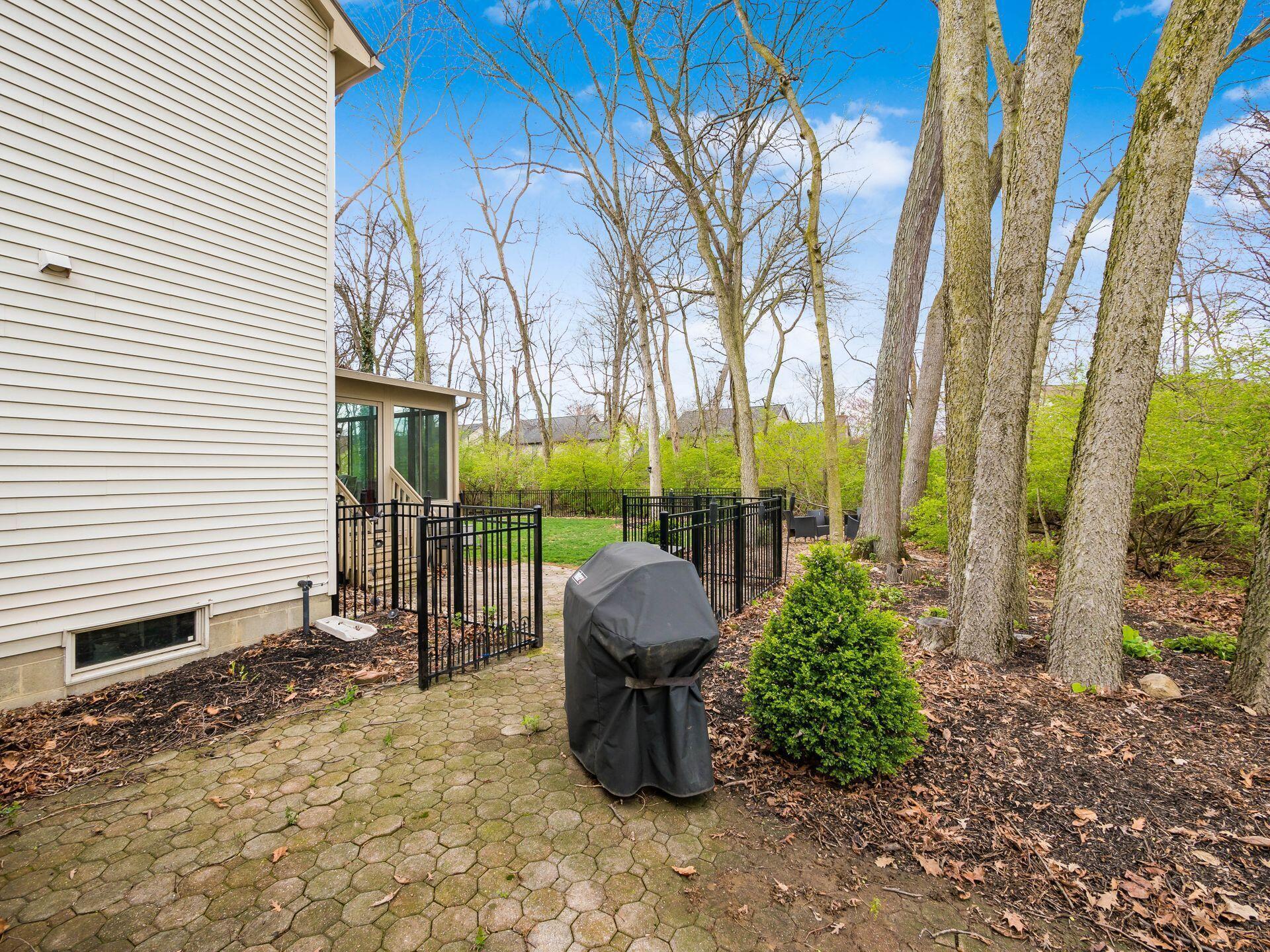 4777 Dunmann Way, Grove City, Ohio image 48