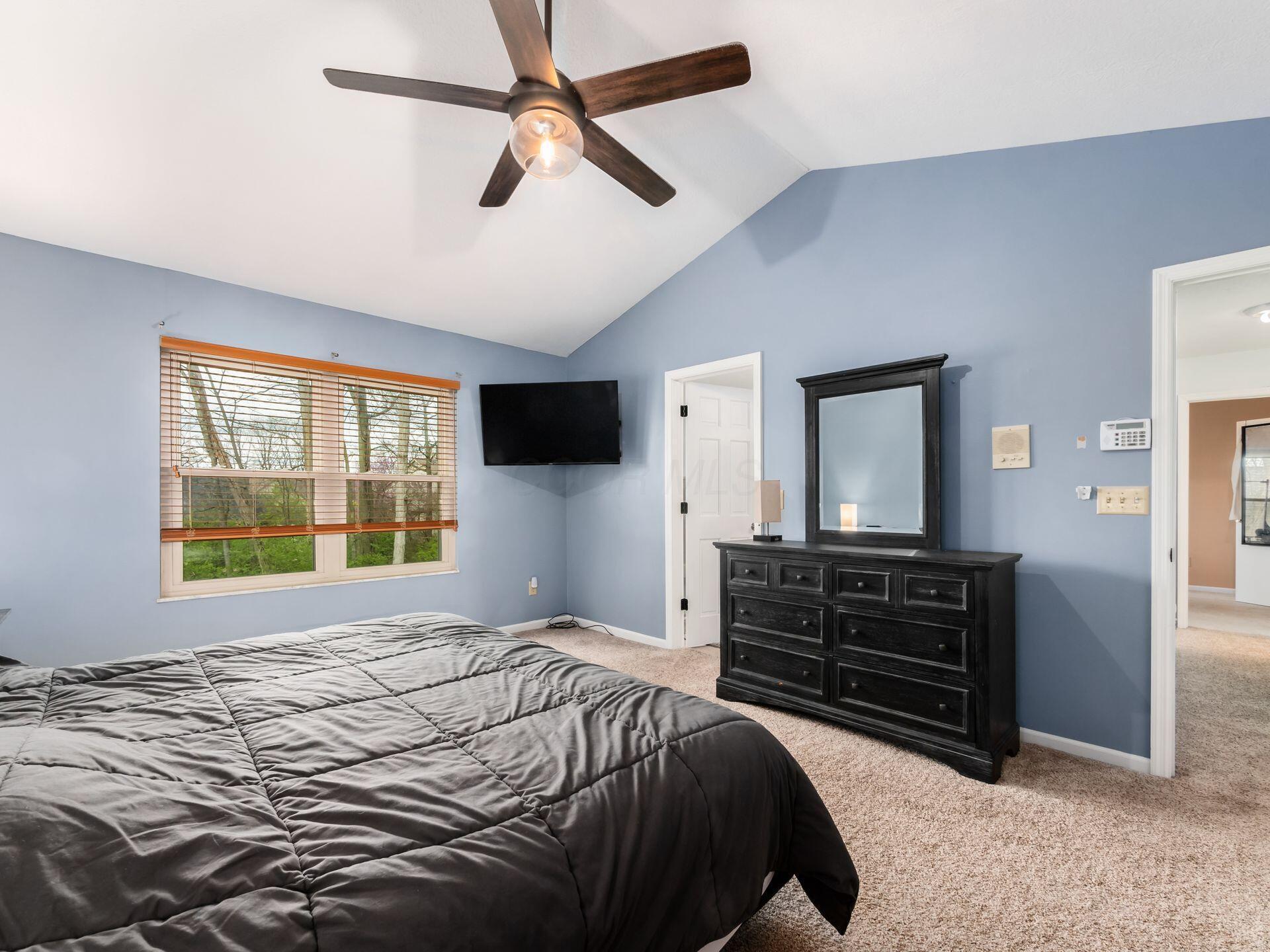 4777 Dunmann Way, Grove City, Ohio image 28