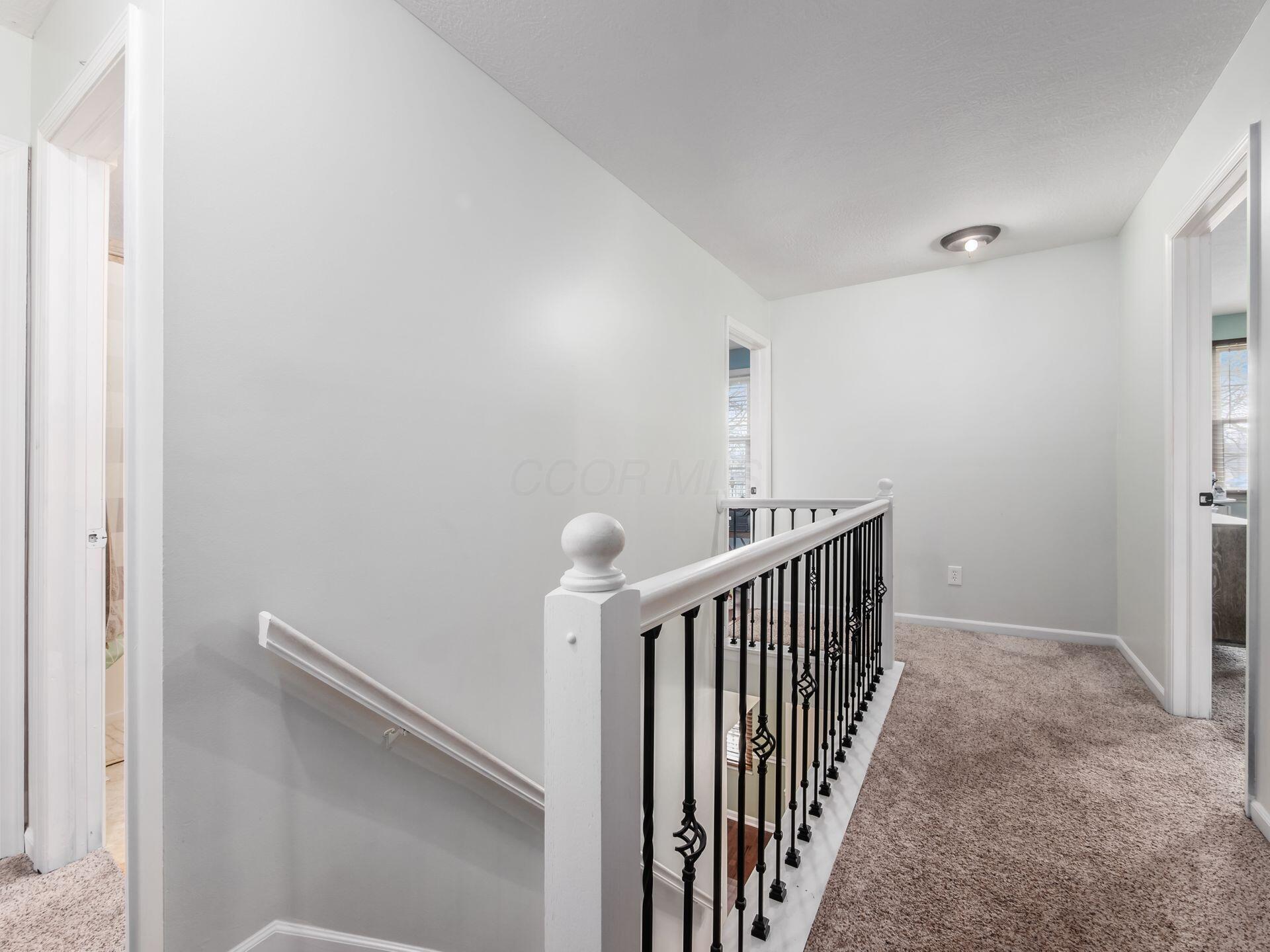 4777 Dunmann Way, Grove City, Ohio image 40