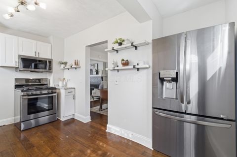 Tiny photo for 379 E 8th Avenue, Columbus, OH 43201 (MLS # 226010276)