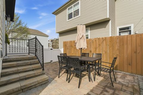 Tiny photo for 379 E 8th Avenue, Columbus, OH 43201 (MLS # 226010276)