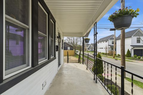 Tiny photo for 379 E 8th Avenue, Columbus, OH 43201 (MLS # 226010276)