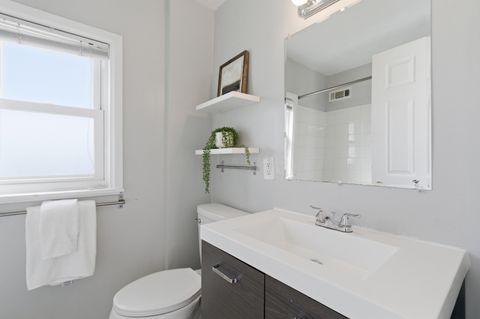 Tiny photo for 379 E 8th Avenue, Columbus, OH 43201 (MLS # 226010276)