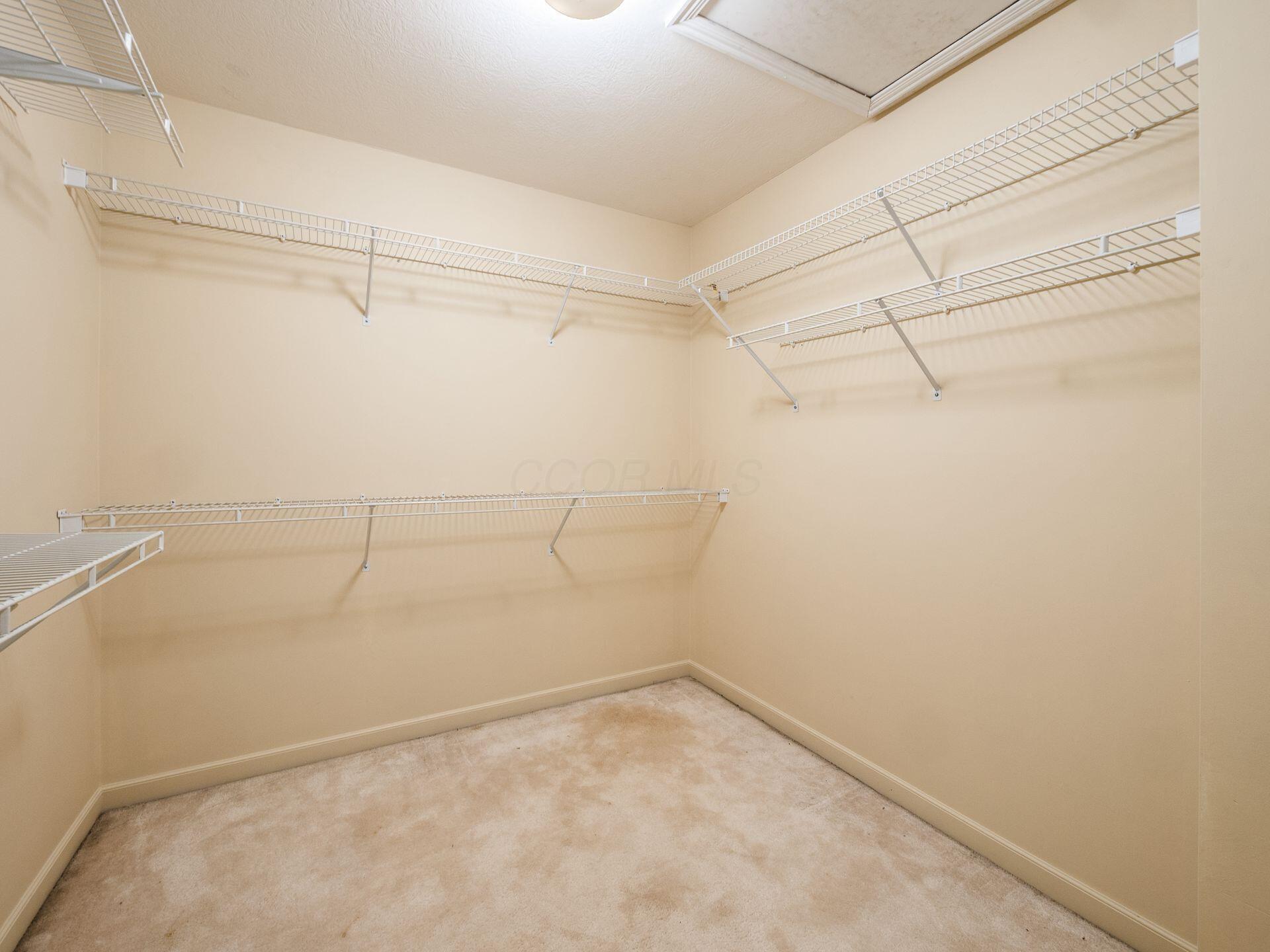 1353 Harrison Pond Drive, New Albany, Ohio image 45