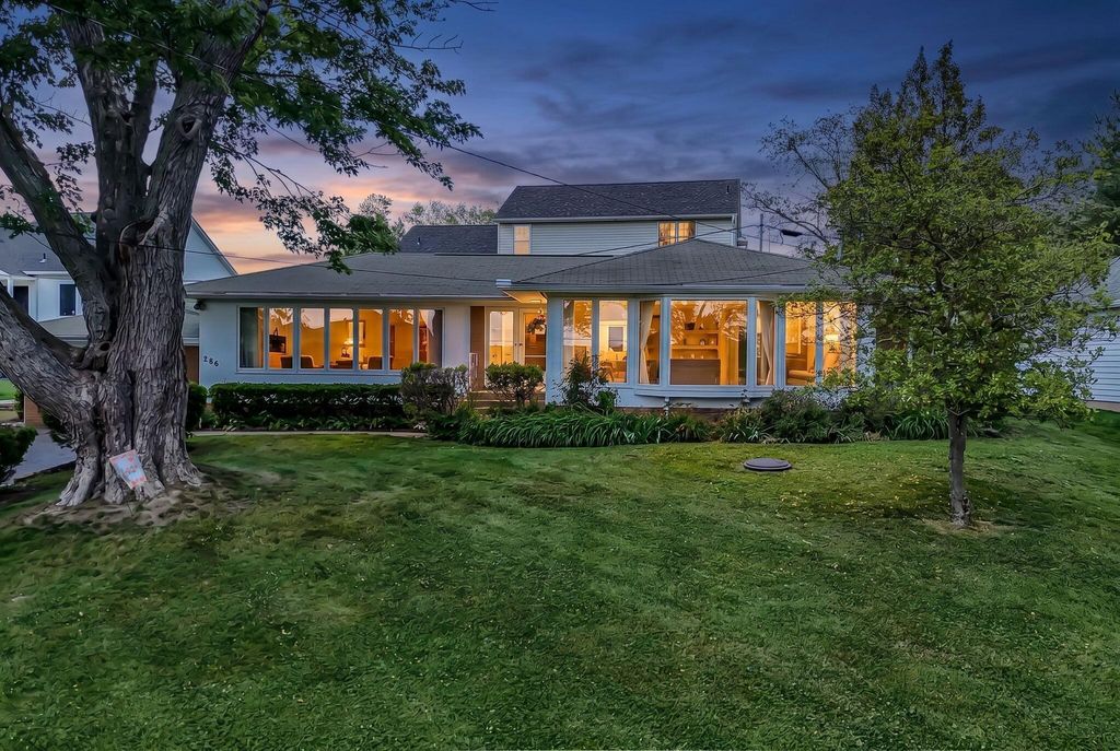 Photo of 286 Lakeshore Drive W, Hebron, OH 43025 (MLS # 226018513)