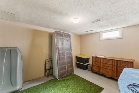 Tiny photo for 93 N Utah Avenue, Newark, OH 43055 (MLS # 226002802)