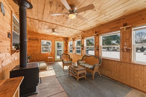 Tiny photo for 93 N Utah Avenue, Newark, OH 43055 (MLS # 226002802)