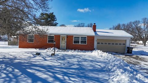 Photo of 93 N Utah Avenue, Newark, OH 43055 (MLS # 226002802)