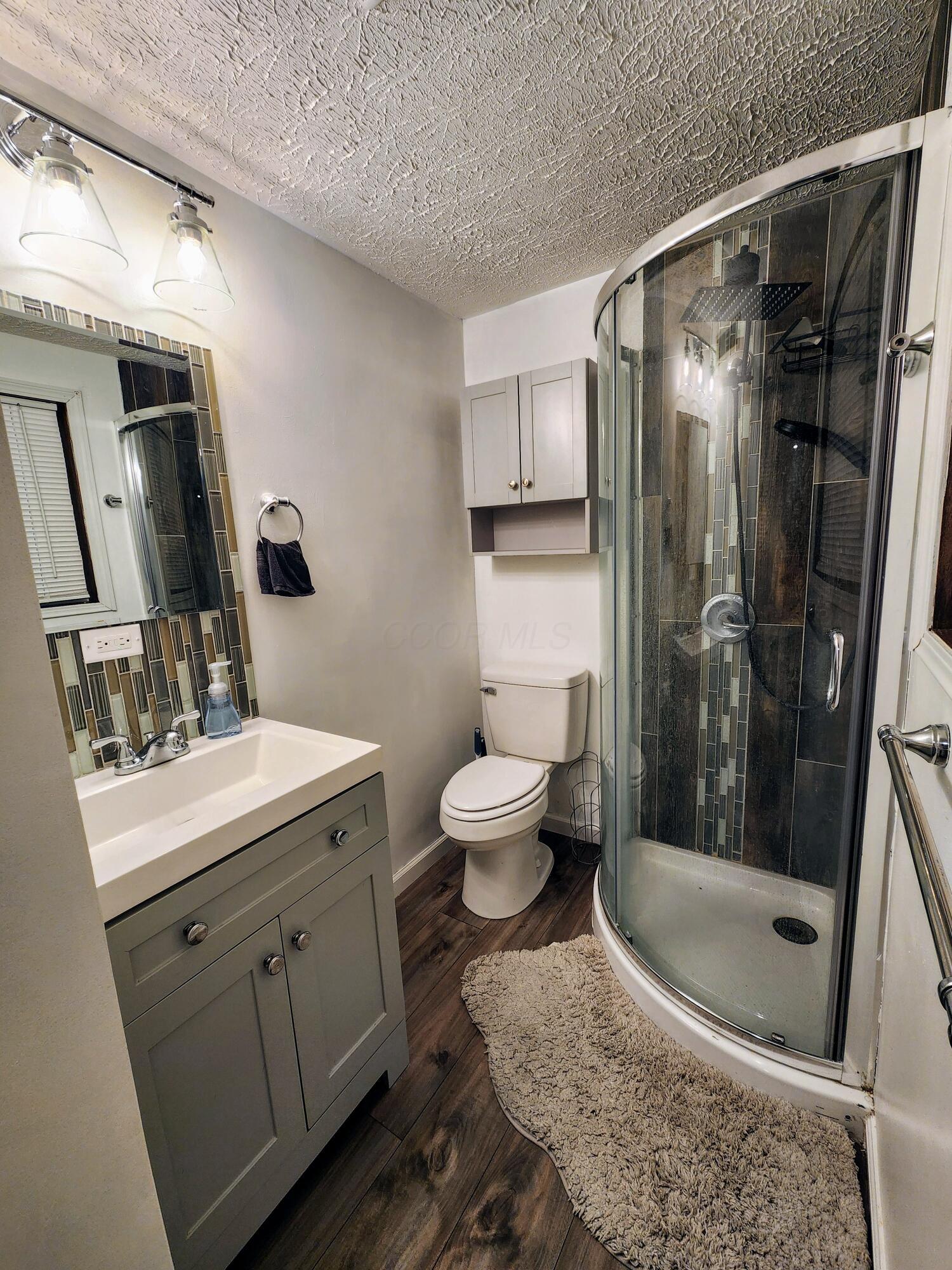 9005 Eckelberry Road, Cambridge, Ohio image 21