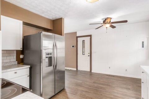 Tiny photo for 4595 Annhurst Road, Columbus, OH 43228 (MLS # 226027757)