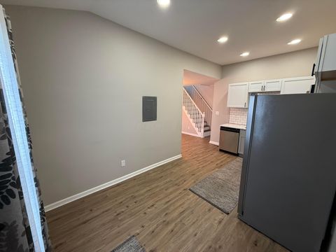 Tiny photo for 1962 Reese Avenue, Columbus, OH 43207 (MLS # 226004366)