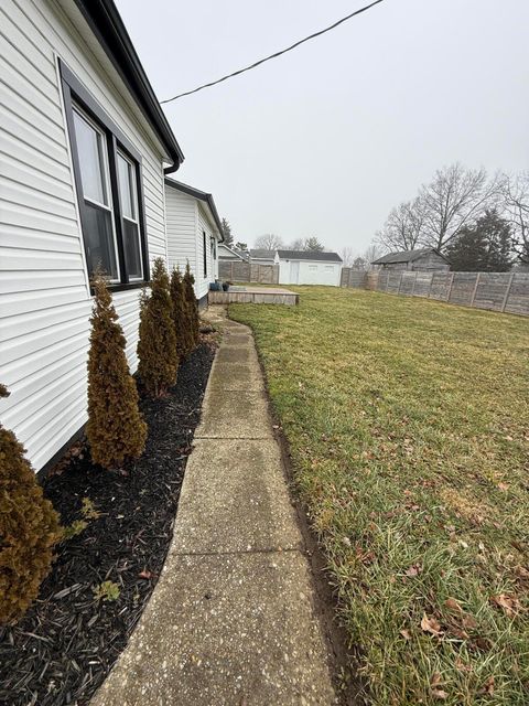 Tiny photo for 1962 Reese Avenue, Columbus, OH 43207 (MLS # 226004366)