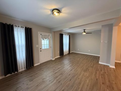 Tiny photo for 1962 Reese Avenue, Columbus, OH 43207 (MLS # 226004366)