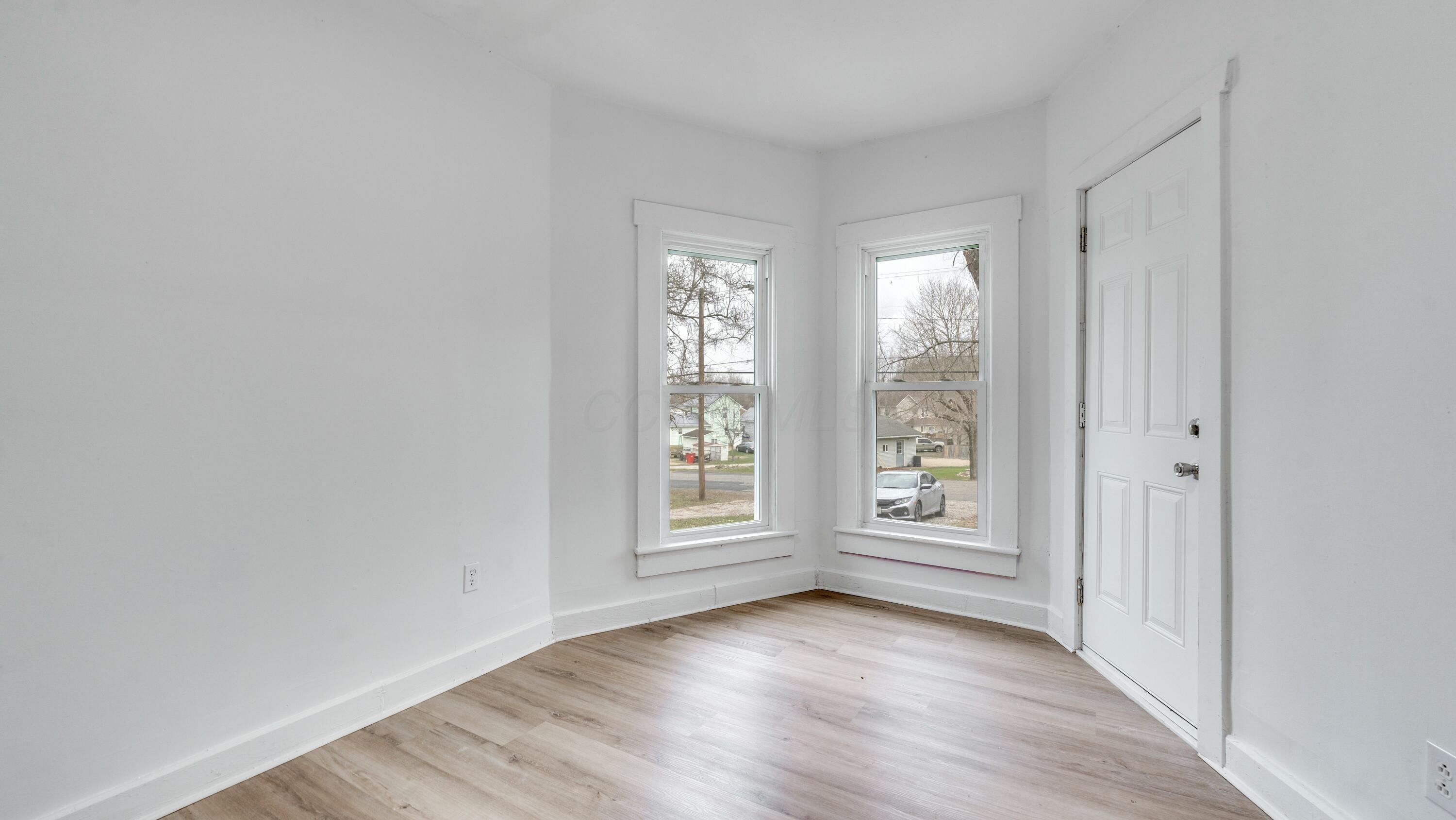 277 Zanesville Road, Roseville, Ohio image 27