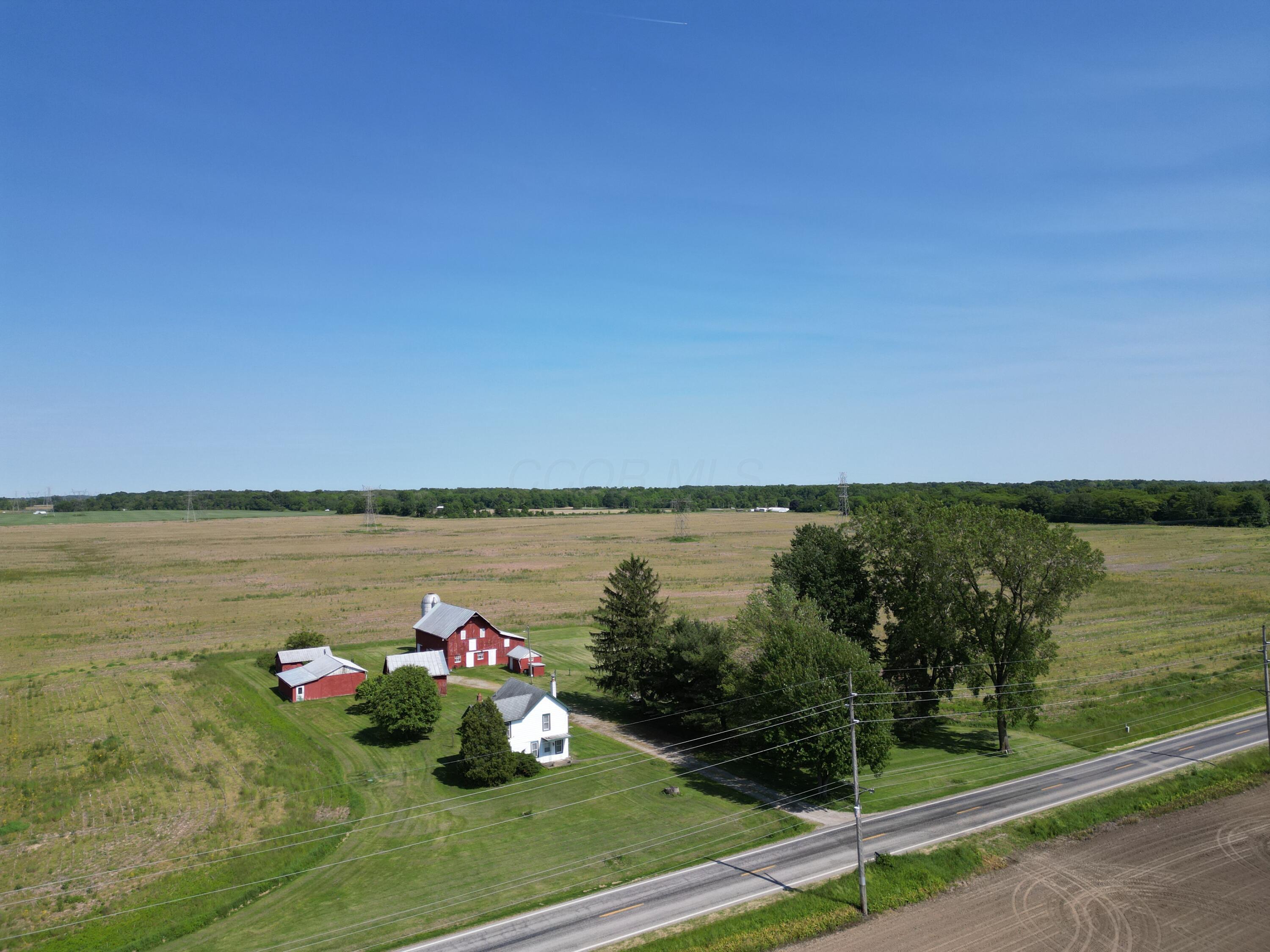 4566 Condit Road, Sunbury, Ohio image 3