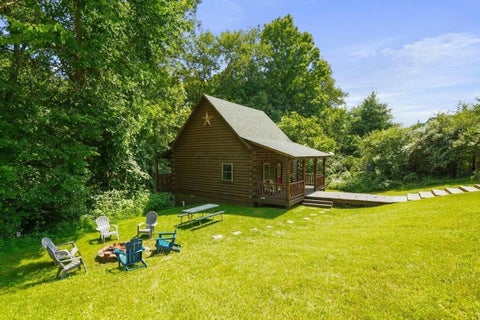 Homes For Sale - 17260 Krinn Unger Keck Road<br/> Logan, OH 43138