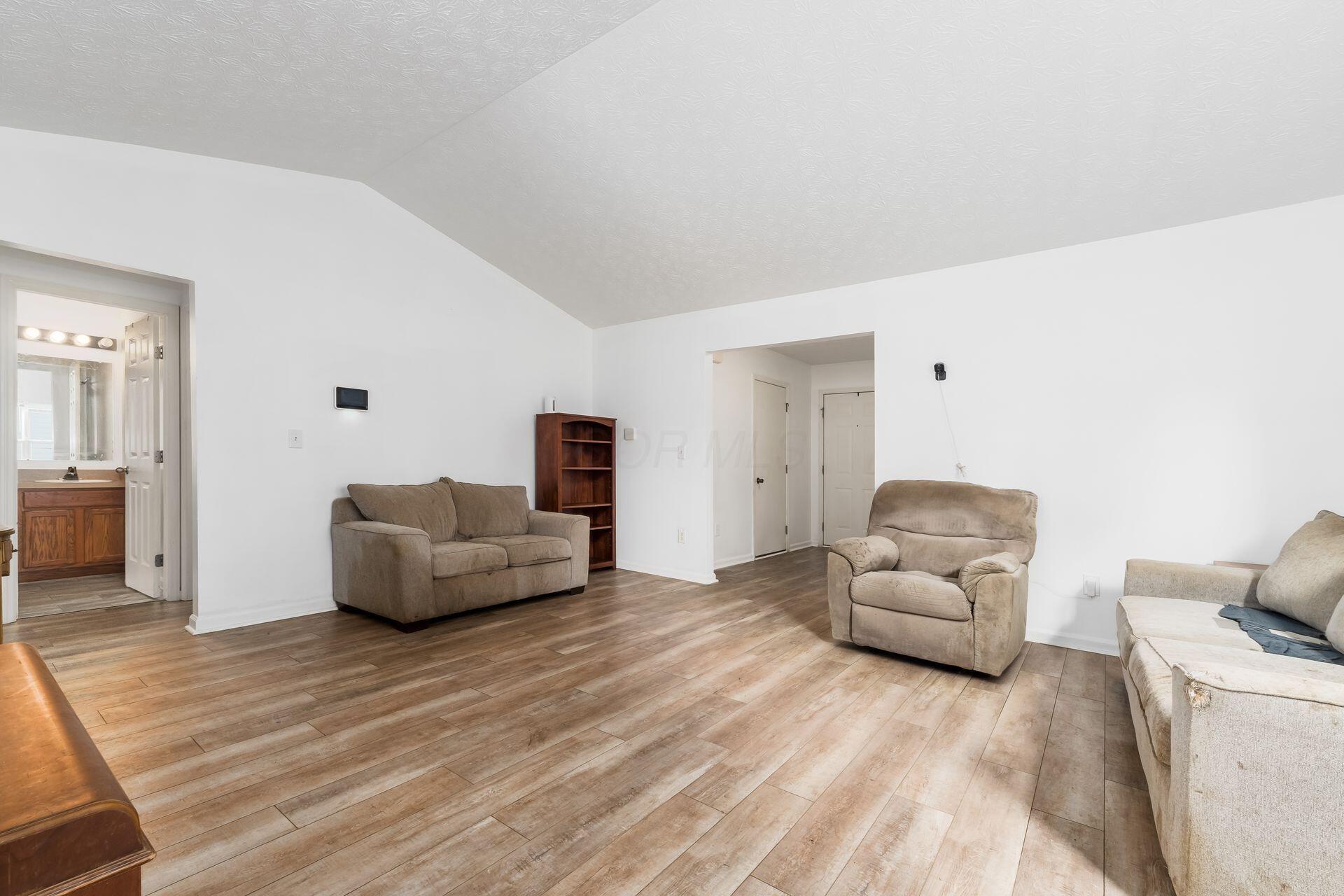 3869 Winding Twig Drive, Canal Winchester, Ohio image 13