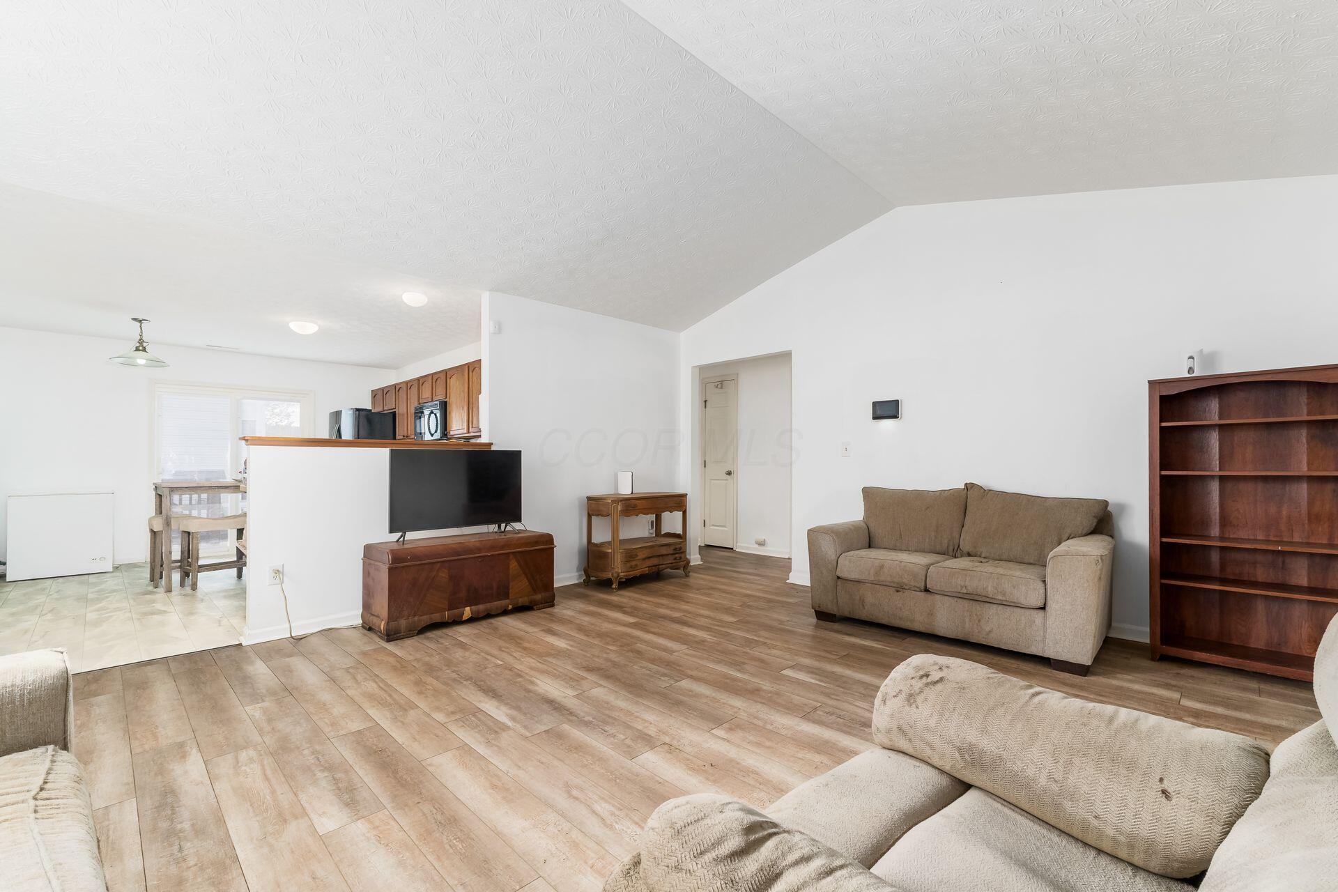 3869 Winding Twig Drive, Canal Winchester, Ohio image 10