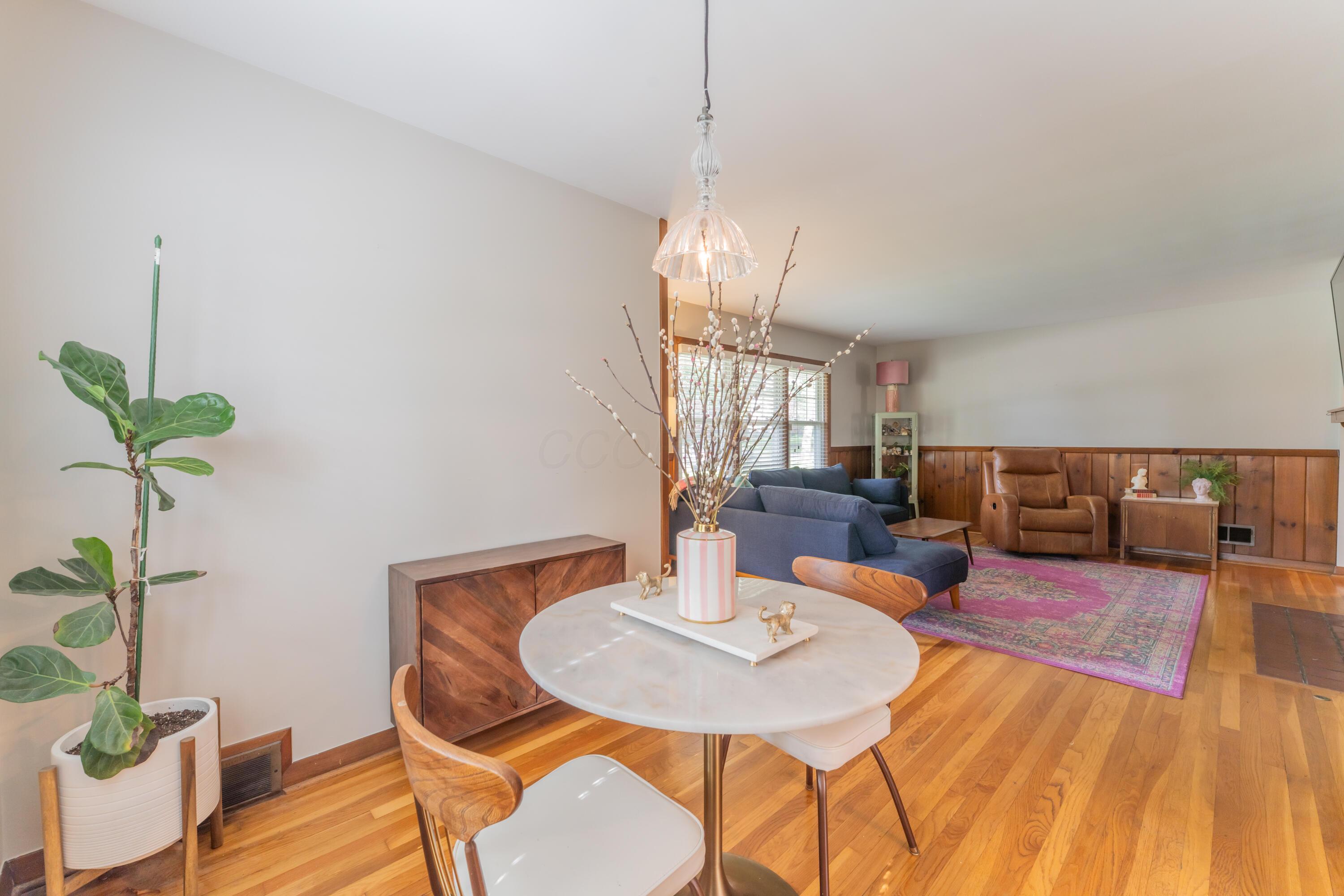 299 Chatham Road, Columbus, Ohio image 12