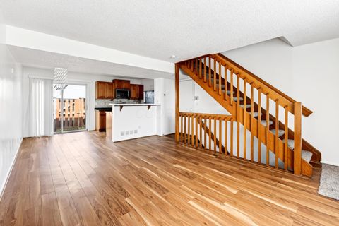 Tiny photo for 5080 Springdale Boulevard 31F #31F, Hilliard, OH 43026 (MLS # 226010464)