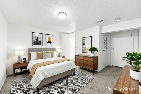 Tiny photo for 5080 Springdale Boulevard 31F #31F, Hilliard, OH 43026 (MLS # 226010464)