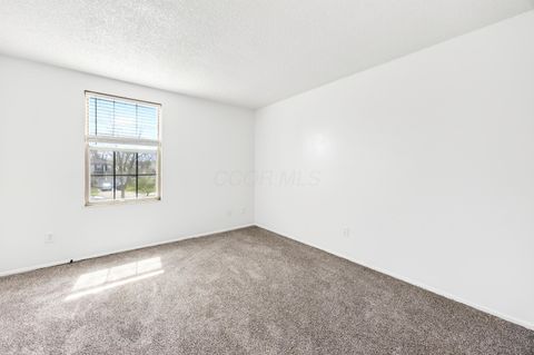 Tiny photo for 5080 Springdale Boulevard 31F #31F, Hilliard, OH 43026 (MLS # 226010464)