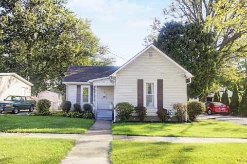 Photo of 62 S Preston Street, Centerburg, OH 43011 (MLS # 226035157)