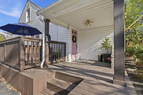 Tiny photo for 238 W Henderson Road, Columbus, OH 43214 (MLS # 225044189)