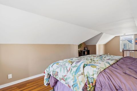 Tiny photo for 238 W Henderson Road, Columbus, OH 43214 (MLS # 225044189)