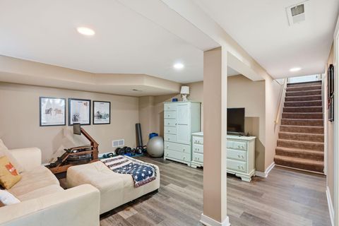 Tiny photo for 238 W Henderson Road, Columbus, OH 43214 (MLS # 225044189)