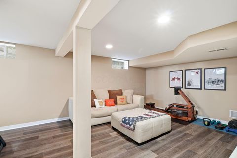 Tiny photo for 238 W Henderson Road, Columbus, OH 43214 (MLS # 225044189)