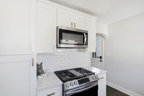 Tiny photo for 238 W Henderson Road, Columbus, OH 43214 (MLS # 225044189)