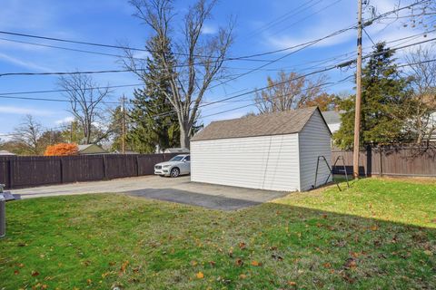 Tiny photo for 238 W Henderson Road, Columbus, OH 43214 (MLS # 225044189)