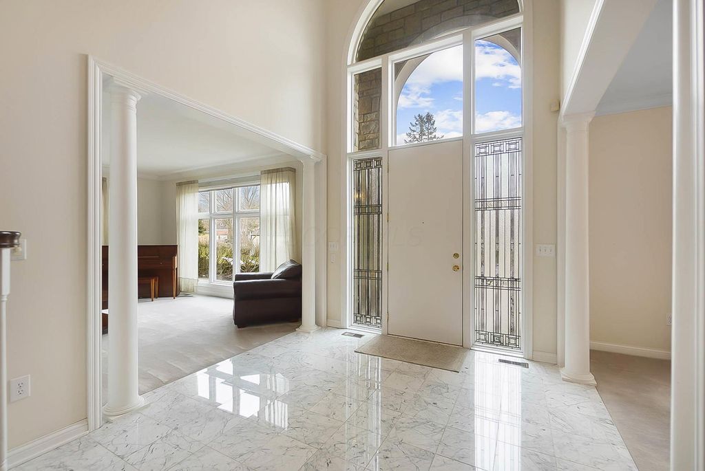 Photo of 5119 Reserve Drive, Dublin, OH 43017 (MLS # 226004804)