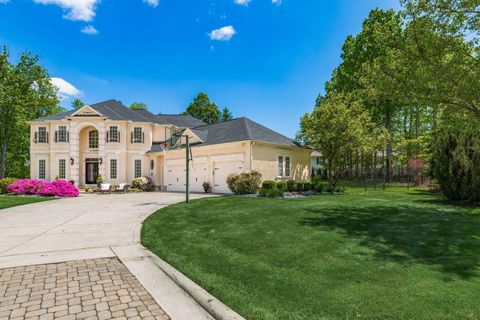 Tiny photo for 10811 Eckington Drive, Dublin, OH 43016 (MLS # 226002532)