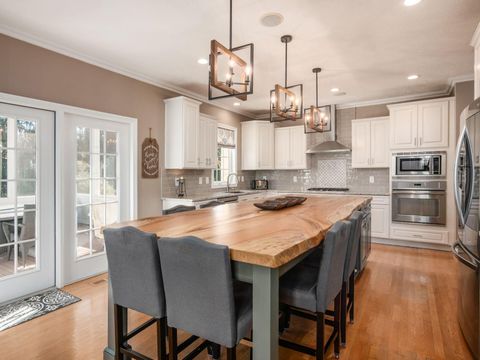 Tiny photo for 10811 Eckington Drive, Dublin, OH 43016 (MLS # 226002532)