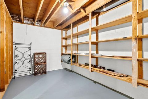 Tiny photo for 3938 Eisenhower Road, Columbus, OH 43224 (MLS # 225044975)