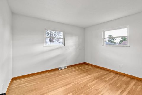Tiny photo for 3938 Eisenhower Road, Columbus, OH 43224 (MLS # 225044975)