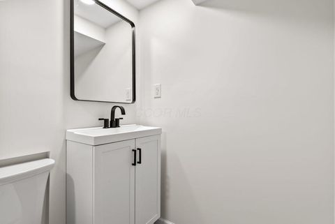 Tiny photo for 3938 Eisenhower Road, Columbus, OH 43224 (MLS # 225044975)