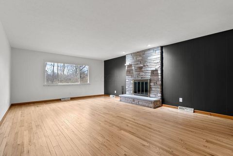 Tiny photo for 3938 Eisenhower Road, Columbus, OH 43224 (MLS # 225044975)