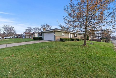 Tiny photo for 3938 Eisenhower Road, Columbus, OH 43224 (MLS # 225044975)