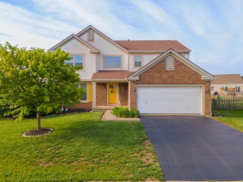 Photo of 1063 Margate Circle E, London, OH 43140 (MLS # 226018190)