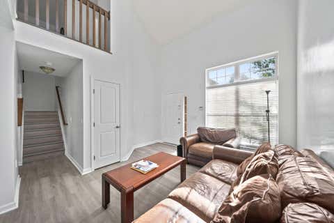 Tiny photo for 3681 Fish Hawk Landing 15 #15, Columbus, OH 43230 (MLS # 226024523)